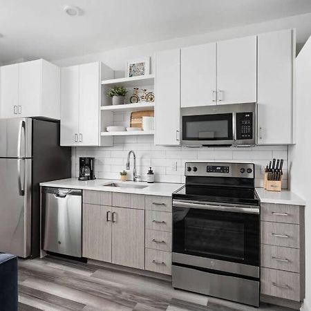 Mid-Century Modern Studio Cozysuites Downtown 印第安納波利斯 外观 照片