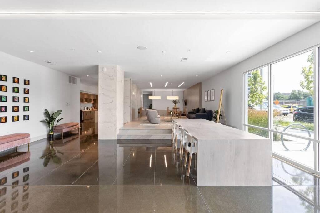 Mid-Century Modern Studio Cozysuites Downtown 印第安納波利斯 外观 照片